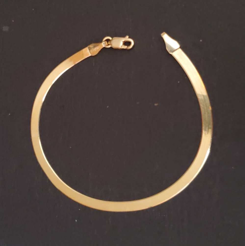 Solid 14k Gold Ladies Herringbone Bracelet 6' 3mm